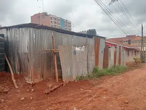 40*80 Plot for Sale in Ruaka Town.