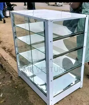 Attractive Smart Choice Cake Display