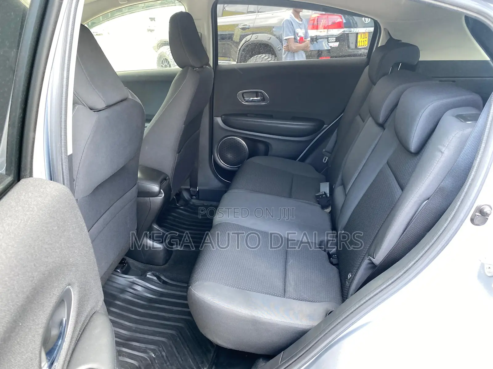 Honda Vezel 2018 Silver