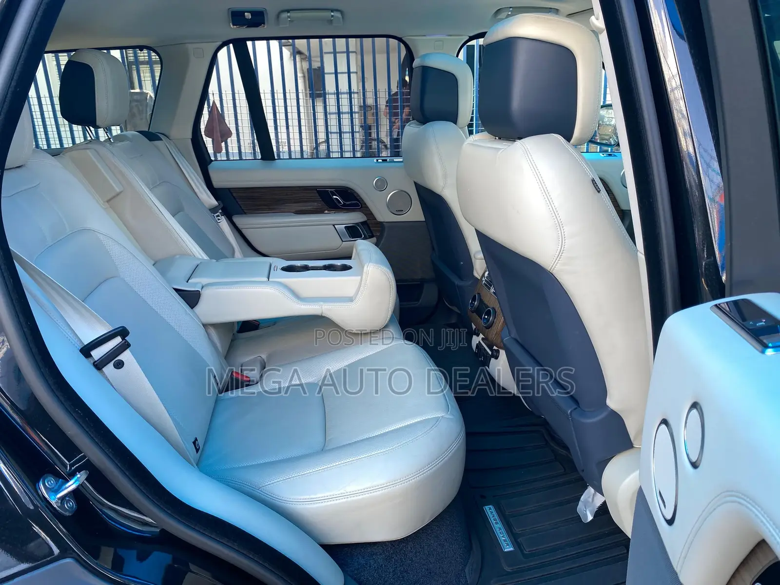 Land Rover Range Rover Vogue 2018 Black