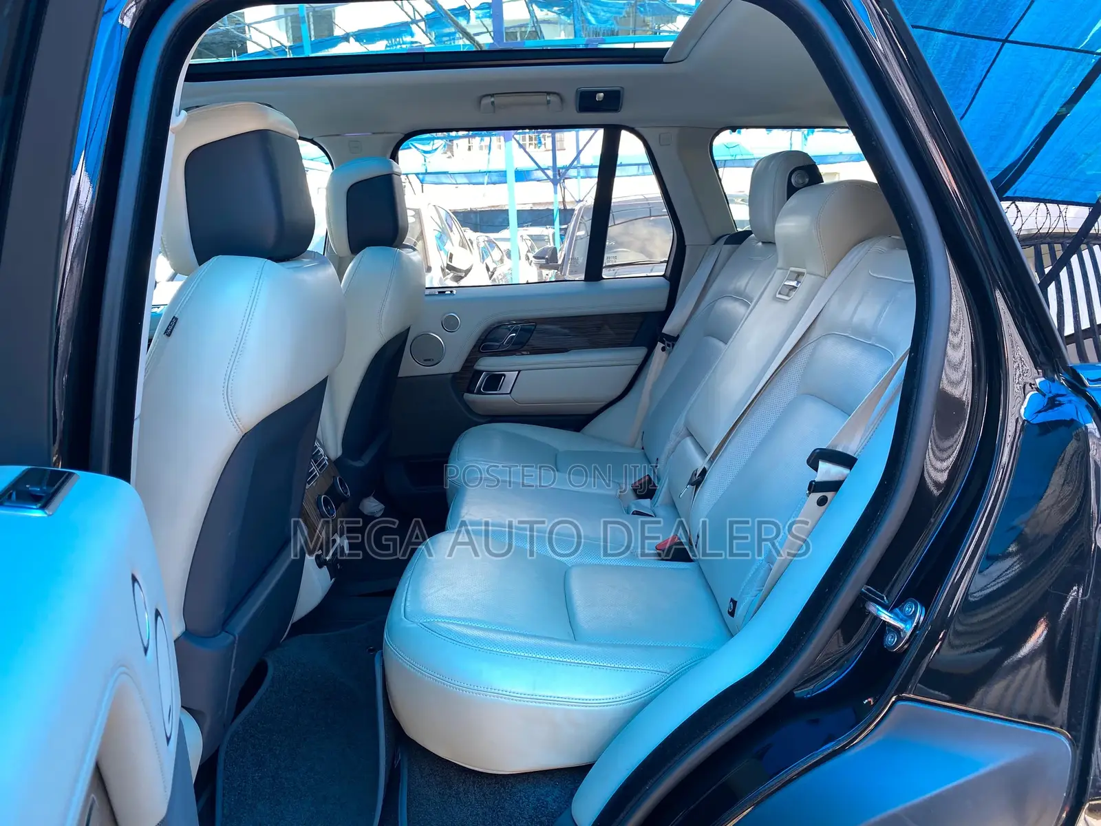 Land Rover Range Rover Vogue 2018 Black