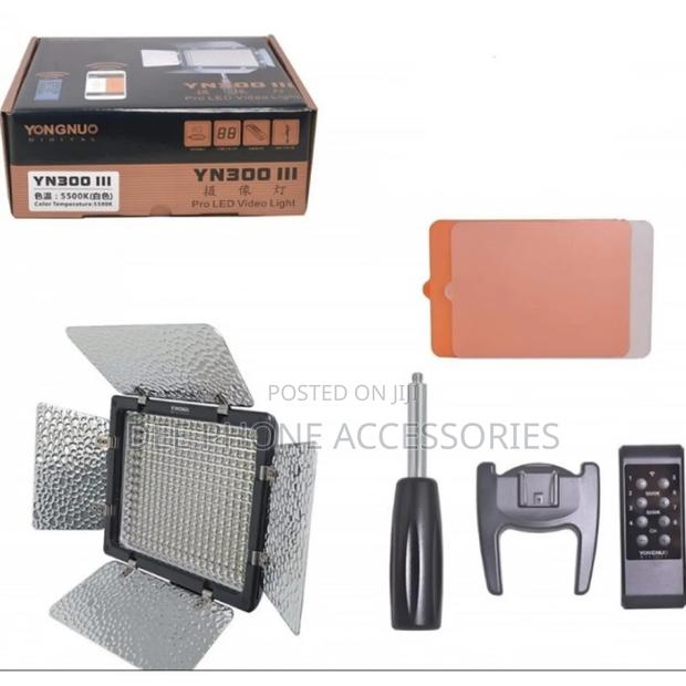 Yongnuo Yn 3ooiii Camera Video Light With Adjustable Color