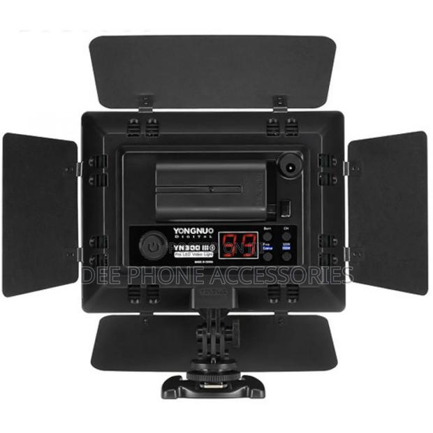 Yongnuo Yn 3ooiii Camera Video Light With Adjustable Color - thumbnail 2