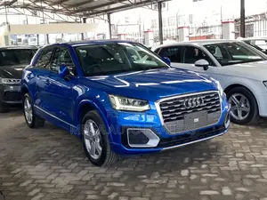 Audi Q2 2019 Blue