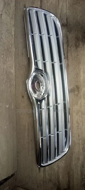 Front Grill Toyota Corolla Nze/Zze/Sedan 2001/2002/2003 Chrome/Silver