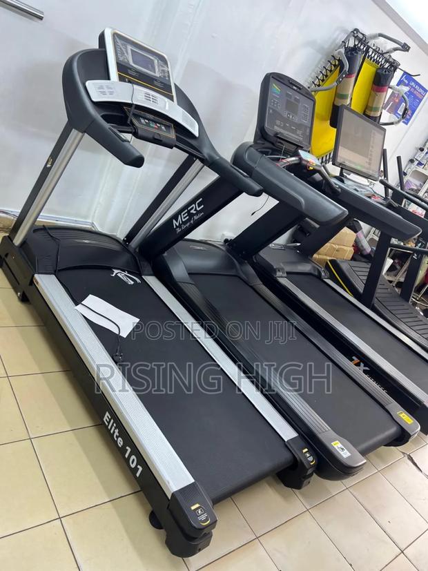 Heavy Duty Elite Athlete Treadmill – 150kg Support - main view