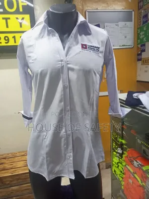 White Plain Collarblouse