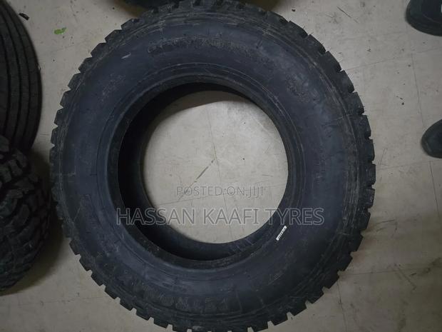 265/70r19.5 Petromax Tyre - thumbnail 3