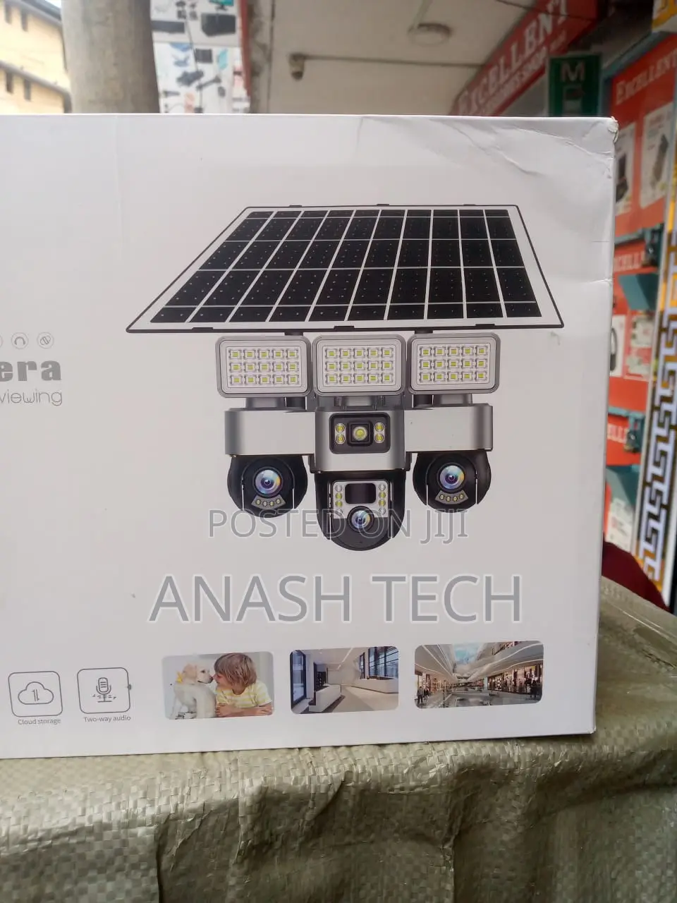 4g Solar Powered PTZ Camera V380 Pro 1080p Tripple Lens With Lights