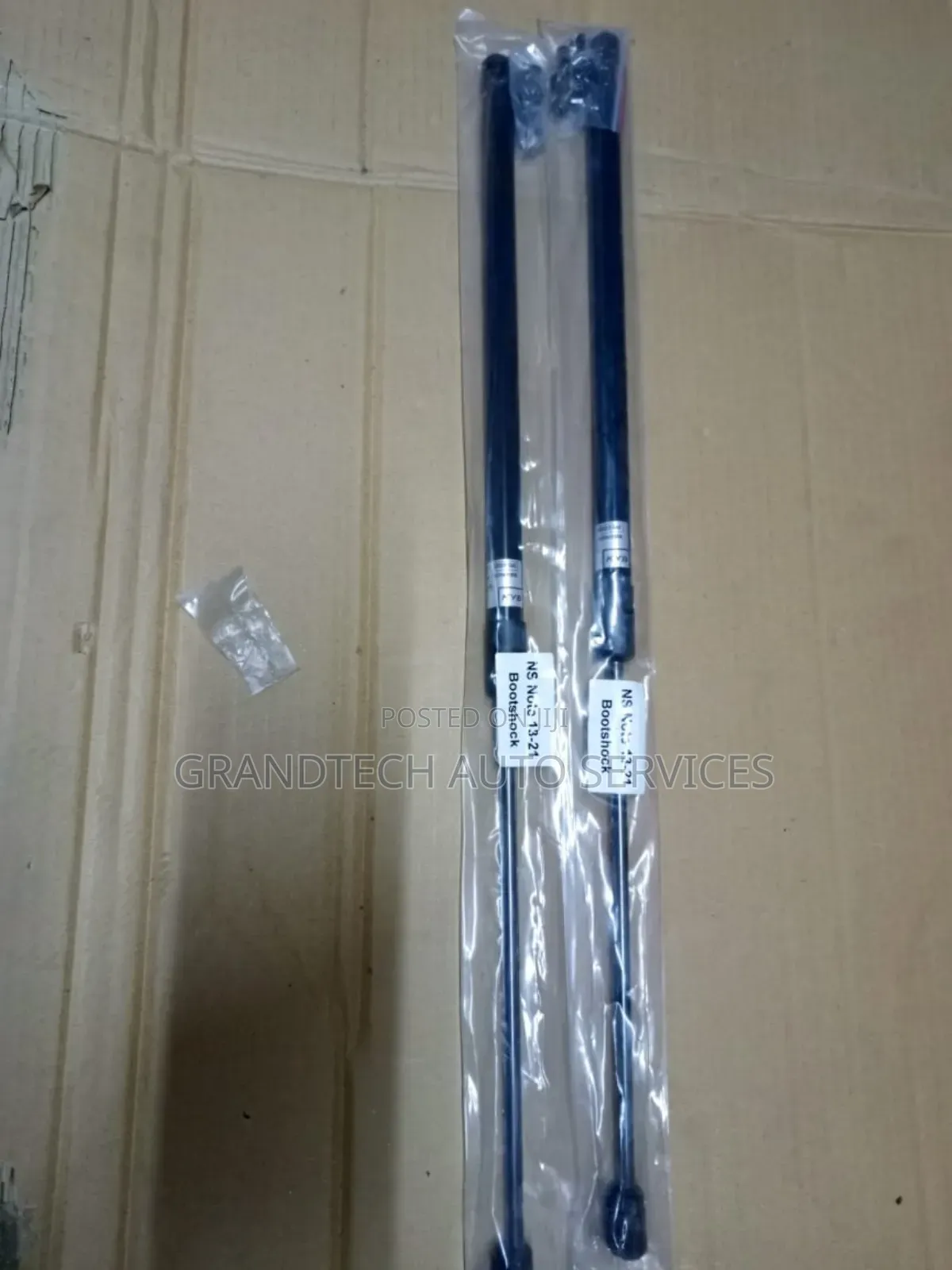 Kyb Nissan Note 2013-2021  Boot Shocks