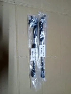Mazda 3/Axela 2004-2009  Sedan Boot Shocks