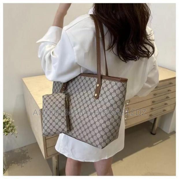 Ladies Cute Handbag - thumbnail 3