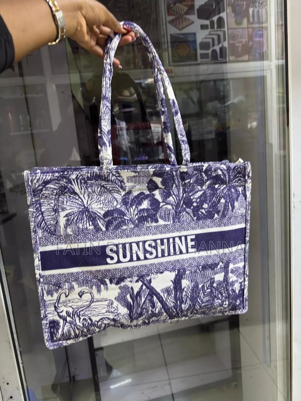 Stylish Summer Bags - main view