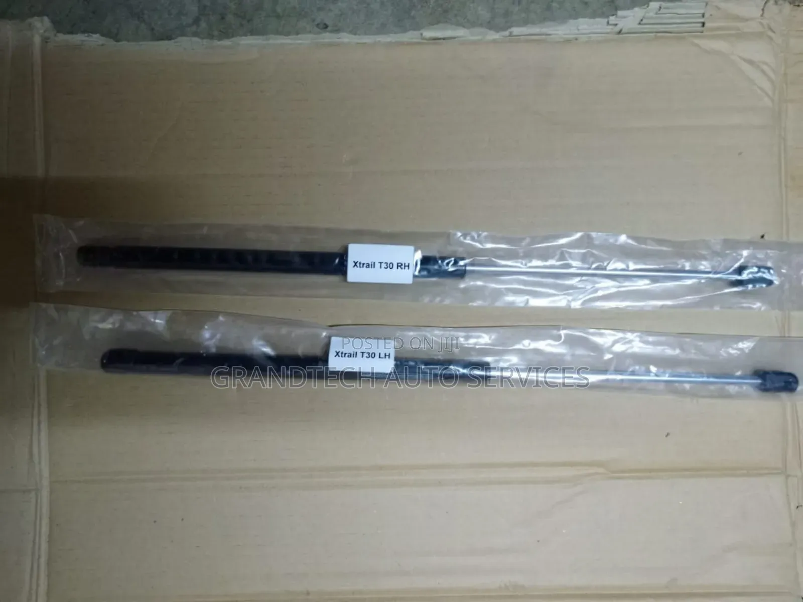 Xtrail  Nt30 Boot Shocks