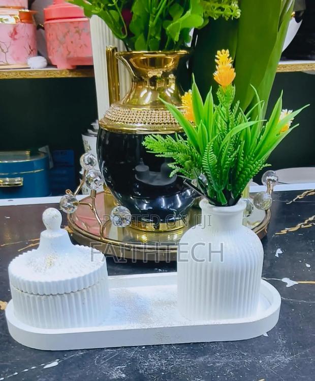 *Decor Set Without Flower