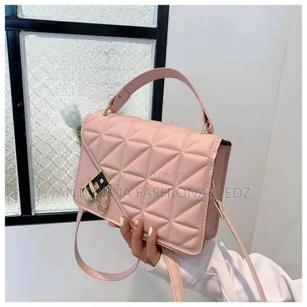 A Very Cute Sling Bag - thumbnail 3