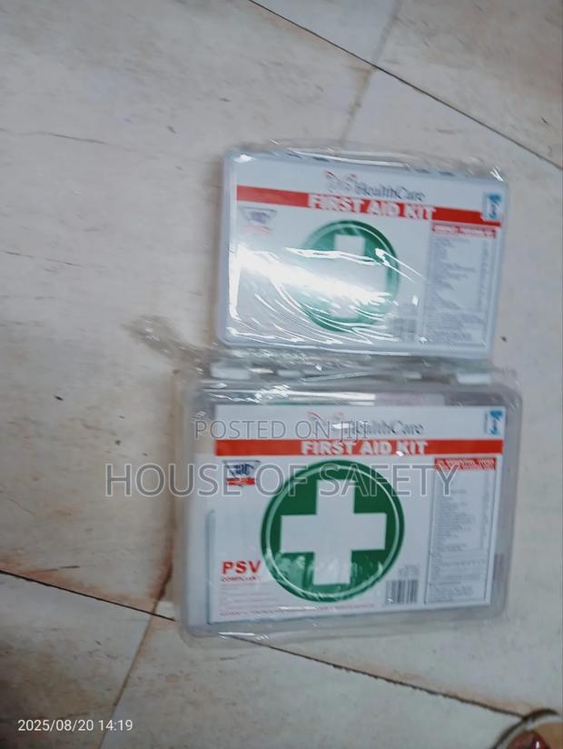 Fist Aid Kit Medium Size - main view