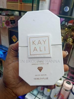 Kayali Utopia Vanilla Coco Perfume - thumbnail 2