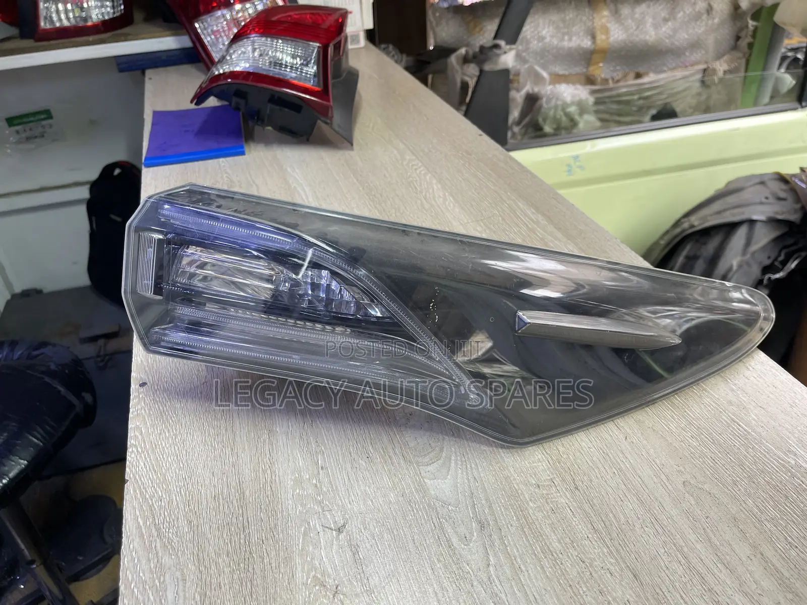 Ex-Japan Toyota Harrier Taillights