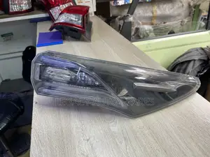 Ex-Japan Toyota Harrier Taillights