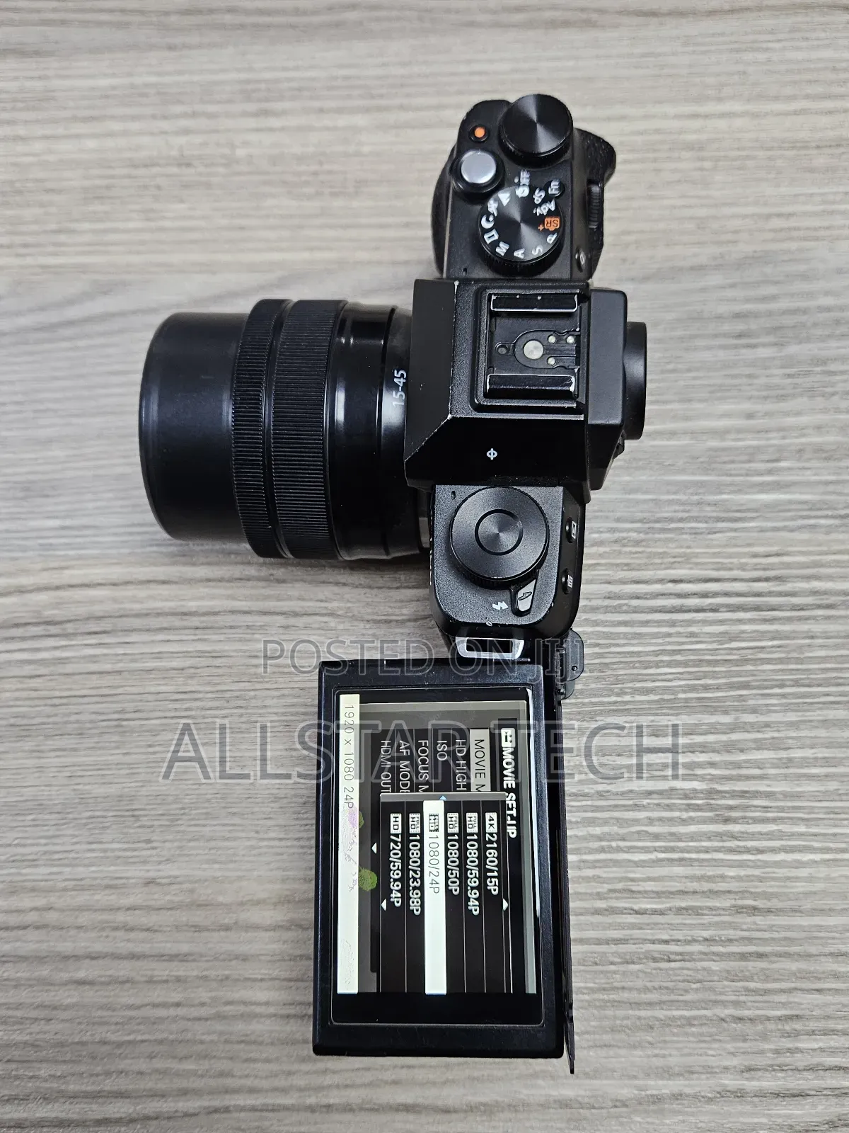 Fujifilm X-T100 Mirrorless Digital Camera