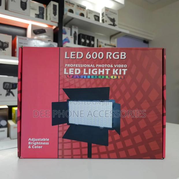 Led 600 RGB Professional Photo $ Video Led Light Kit