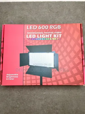Led 600 RGB Professional Photo $ Video Led Light Kit