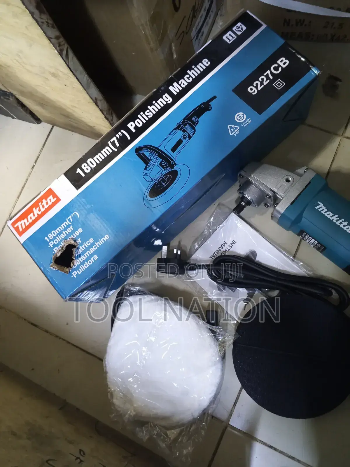 Makita Electric Buffing Machine