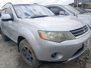 Mitsubishi Outlander 2009 Silver