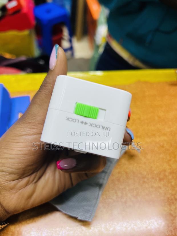 International Adapters. - thumbnail 7