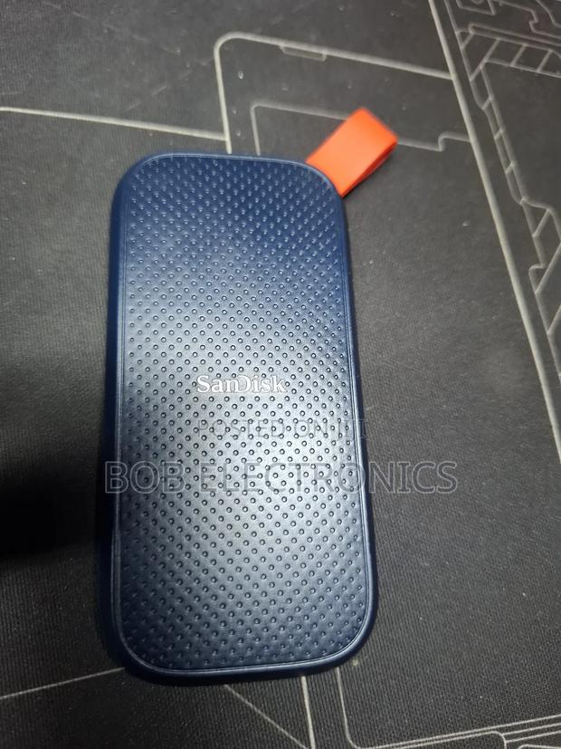 Portable 2tb Sandisk External Ssd - main view
