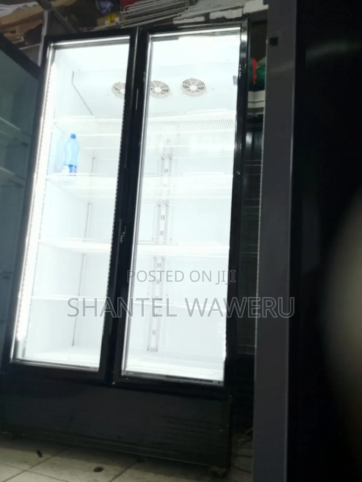 2 Sided Display Refrigerator/ Chiller Newly Used