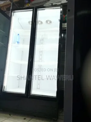 2 Sided Display Refrigerator/ Chiller Newly Used