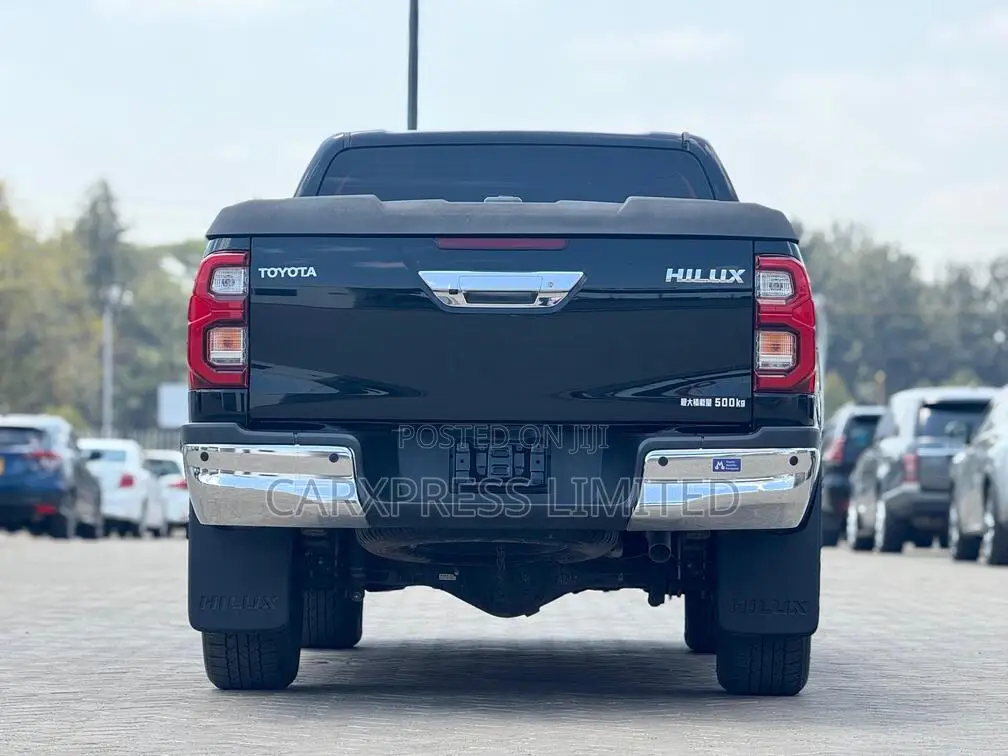 Toyota Hilux 2020 Black