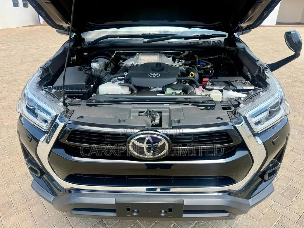 Toyota Hilux 2020 Black