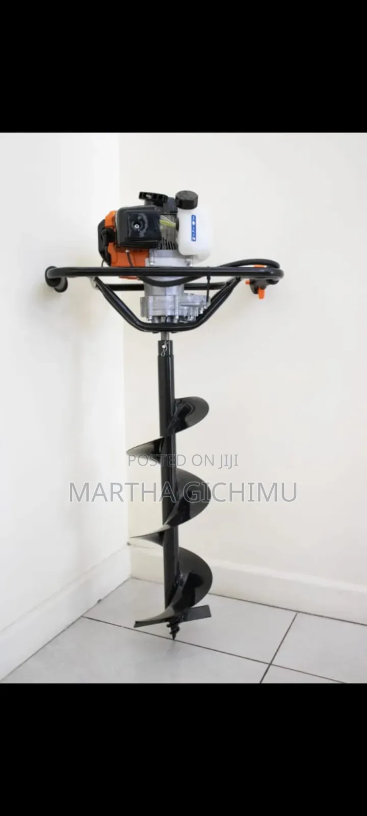Earth Drilling Machine