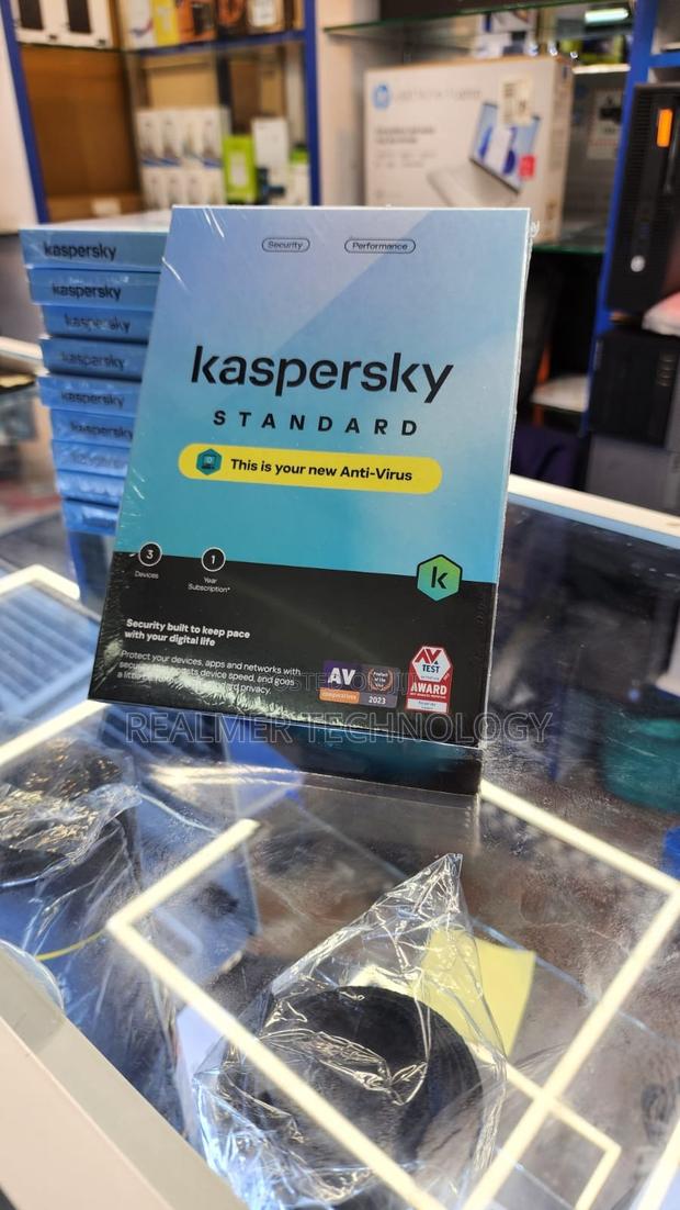 Kaspersky Standard 3 User – 1 Year License - main view