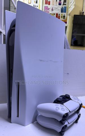 Well Kept Sony Playstation 5 Standard - thumbnail 2