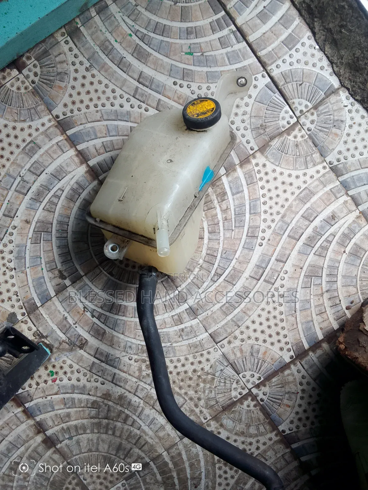 Coolant Bottle Auris All Models