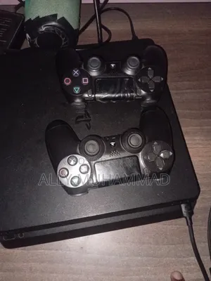 Playstation 4 Slim 1tb