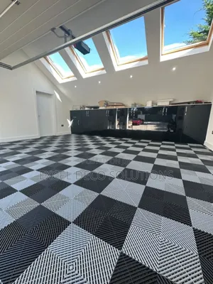 Washable Garage Mat 40x40cm – Anti-Slip, Oil Resistant Heavy-Duty