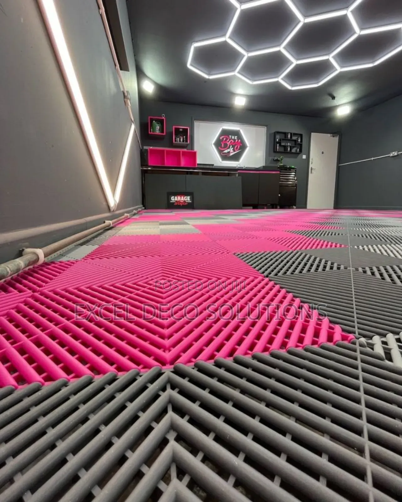 Showroom-Quality Garage Flooring – Oil Water Resistant