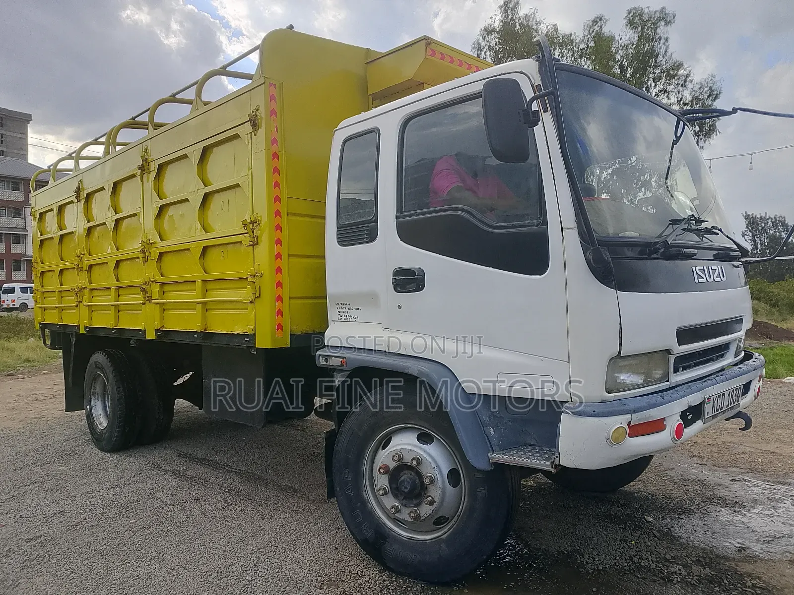 Isuzu FSR With Heavy Duty Body
