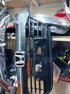 Ex-Japan Honda Vezel 2015 Front Grill