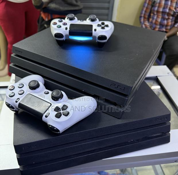 Lightly Used Ps4 Pro Machine - main view