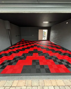Premium Garage Mat 40x40cm – Long-Lasting, Waterproof Anti-Slip 