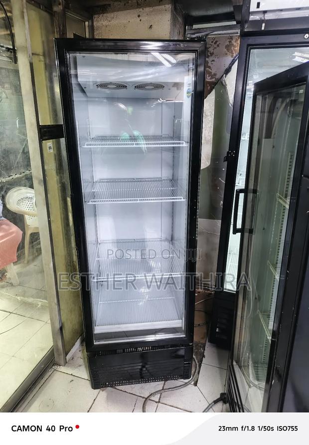 Showcase Display Fridge (400litres) - thumbnail 2