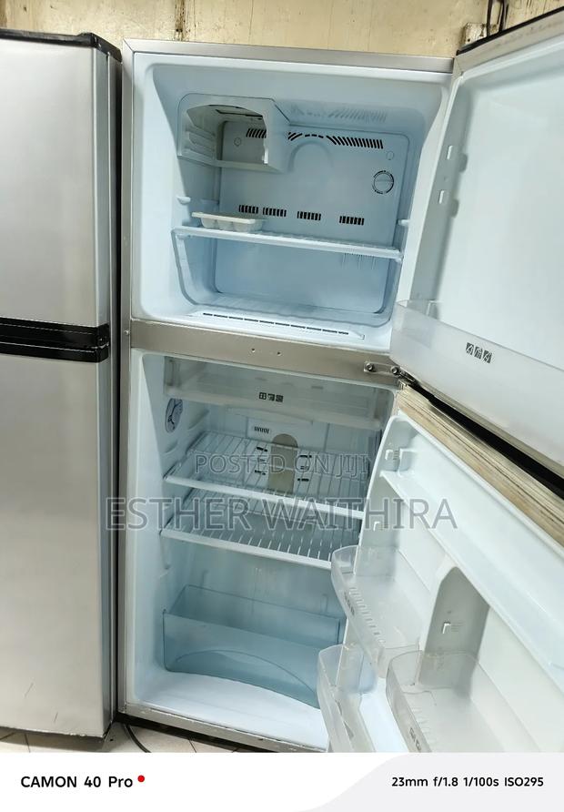 Non Frost Samsung Fridge - thumbnail 3