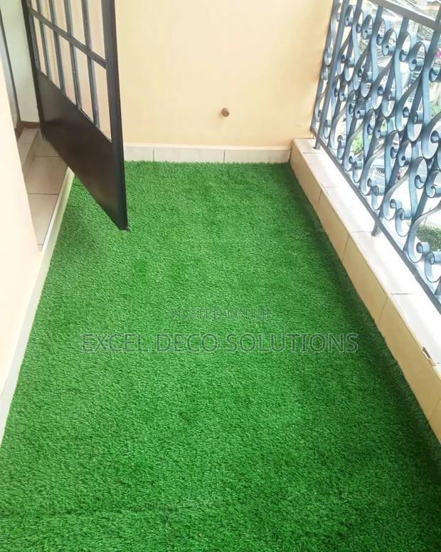 Artificial Grass Carpet for Indoor Outdoor Use – Thickness - main view