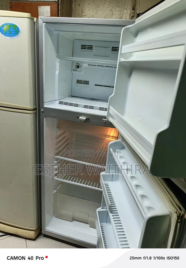 Exuk Medium Fridge - thumbnail 3